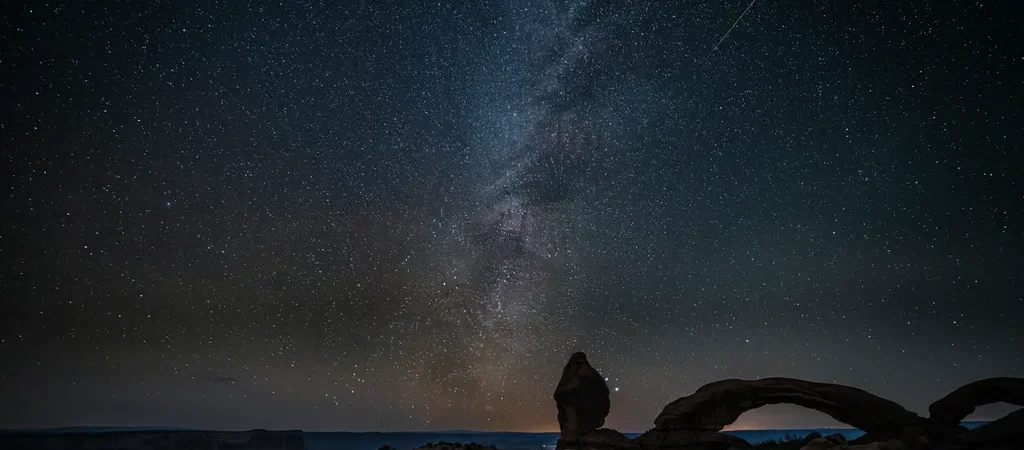 Best Dark Sky Parks in the US for Stargazing (See the Milky Way)