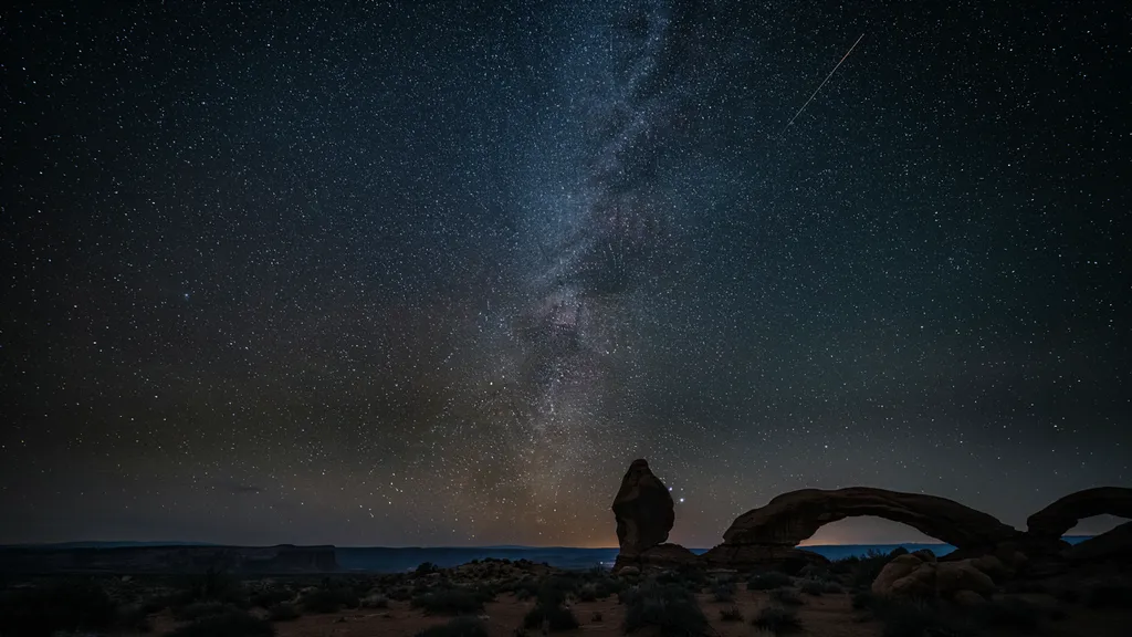 Best Dark Sky Parks in the US for Stargazing (See the Milky Way)