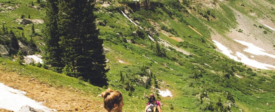 The Day Hike Checklist: 12 Things to Pack Before You Hit the Trail