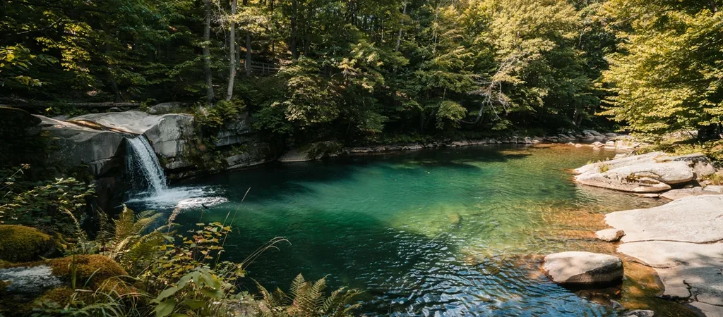 10 Best Swimming Holes in the US (Nature’s Free Waterpark)