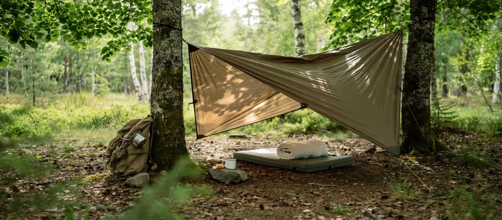 How to Set Up a Tarp Shelter (3 Easy Pitches for Camp)